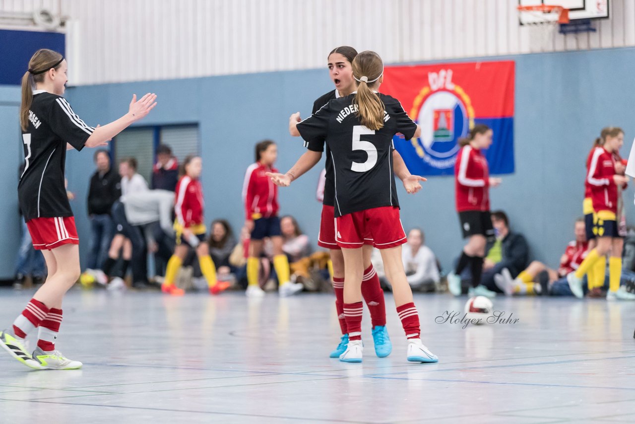 Bild 52 - wCJ Norddeutsches Futsalturnier Auswahlmannschaften